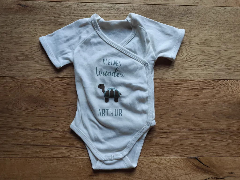 Baby-Body „Kleines Wunder“ – Schildkröte